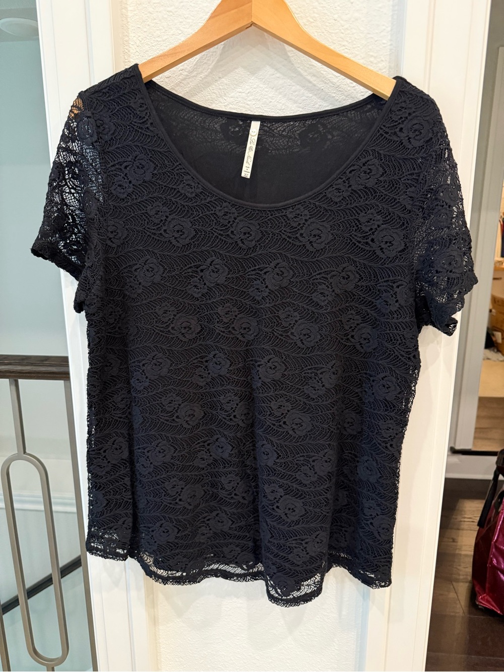 Black Floral Lace Scoop Neck Short Sleeve Top XL